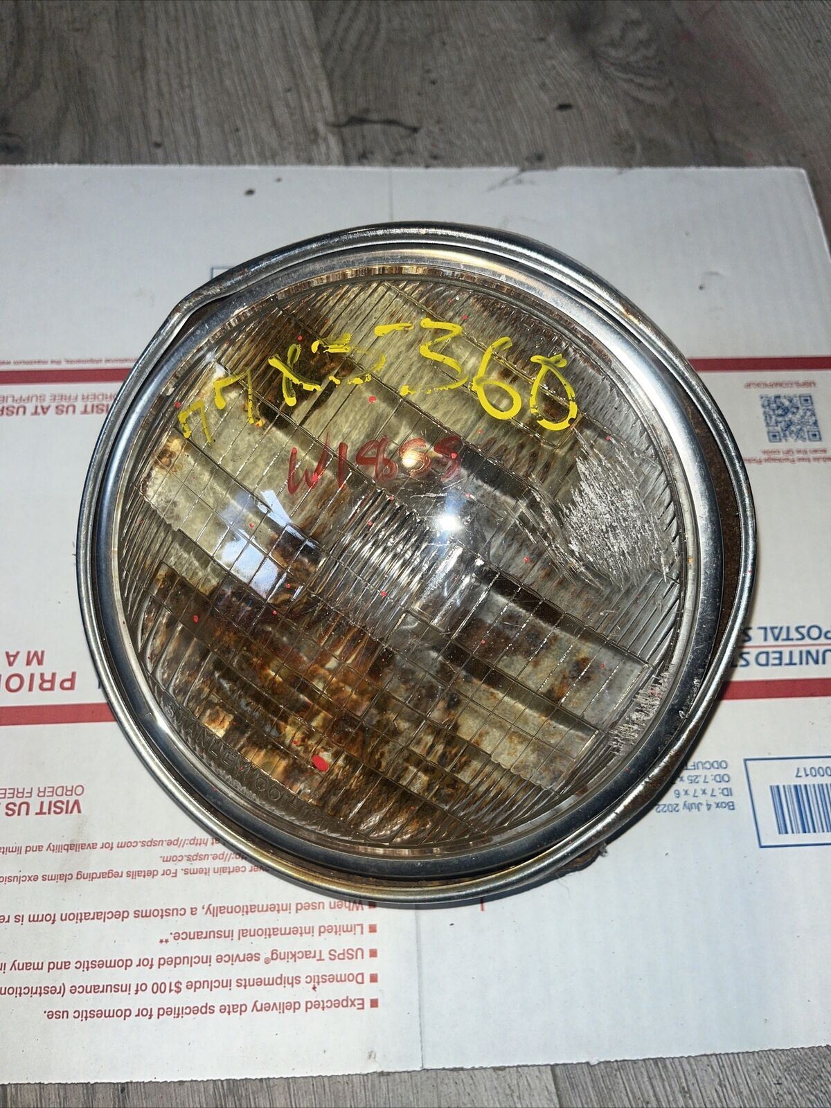 1977 Yamaha XS Headlight Bulb head lamp