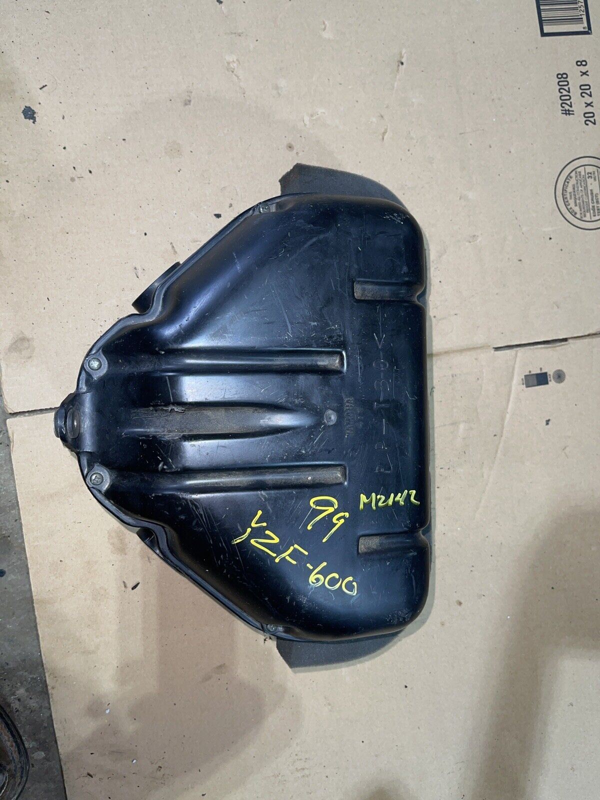 99 Yamaha YZF600 YZF600R Airbox Filter Cleaner Housing Base