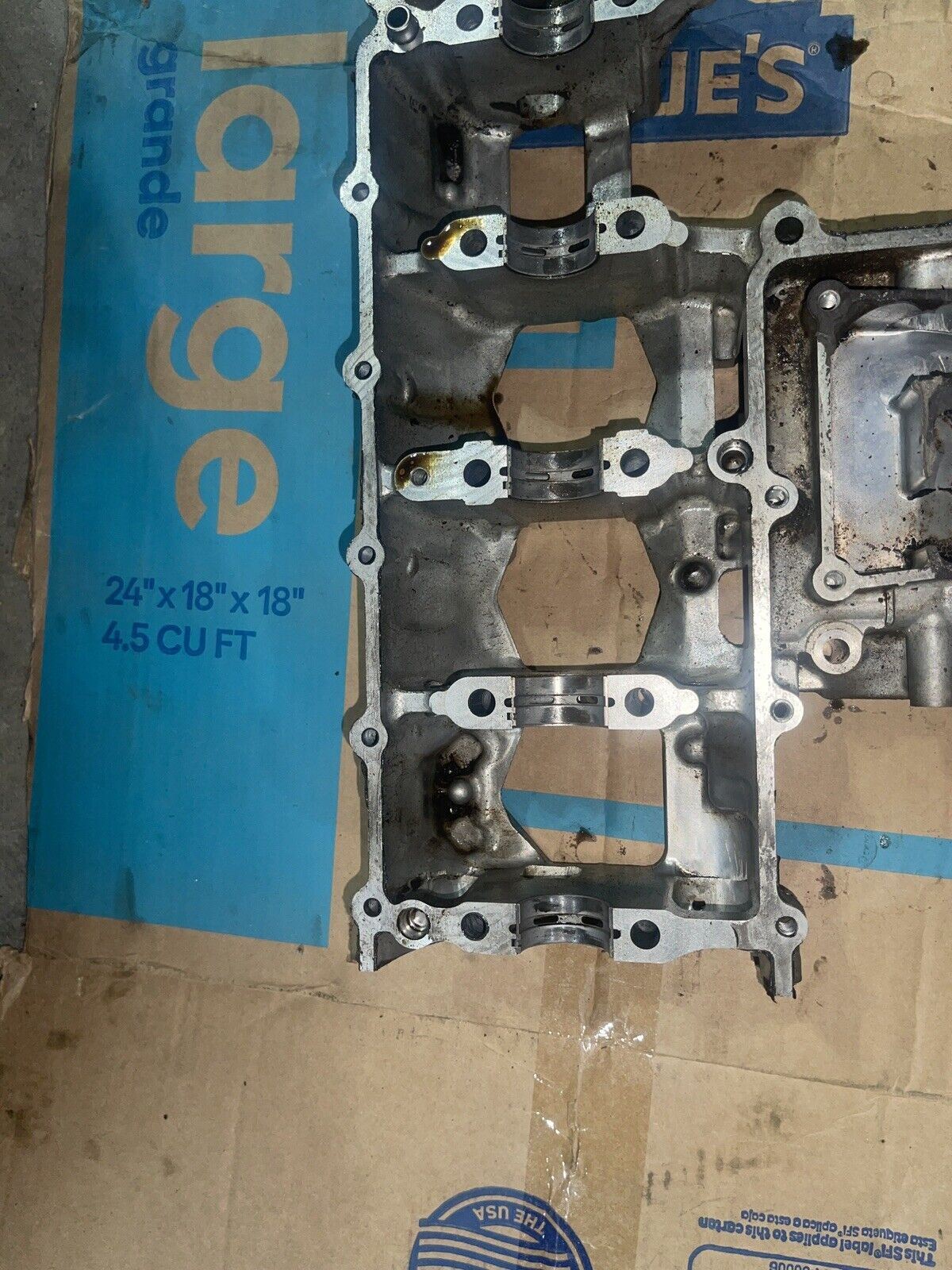 04 05 SUZUKI GSXR 600 GSXR600 ENGINE MOTOR BLOCK CASE UPPER LOWER CRANKCASE