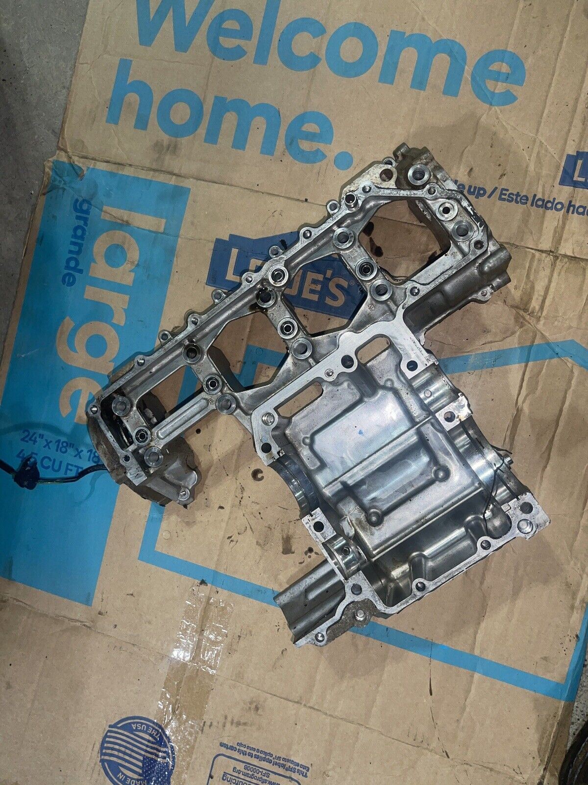 04 05 SUZUKI GSXR 600 GSXR600 ENGINE MOTOR BLOCK CASE UPPER LOWER CRANKCASE