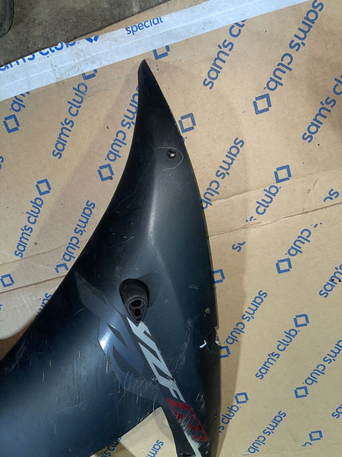 02-03 YAMAHA R1 LEFT MID SIDE FAIRING COWL PLASTIC OEM BLACK