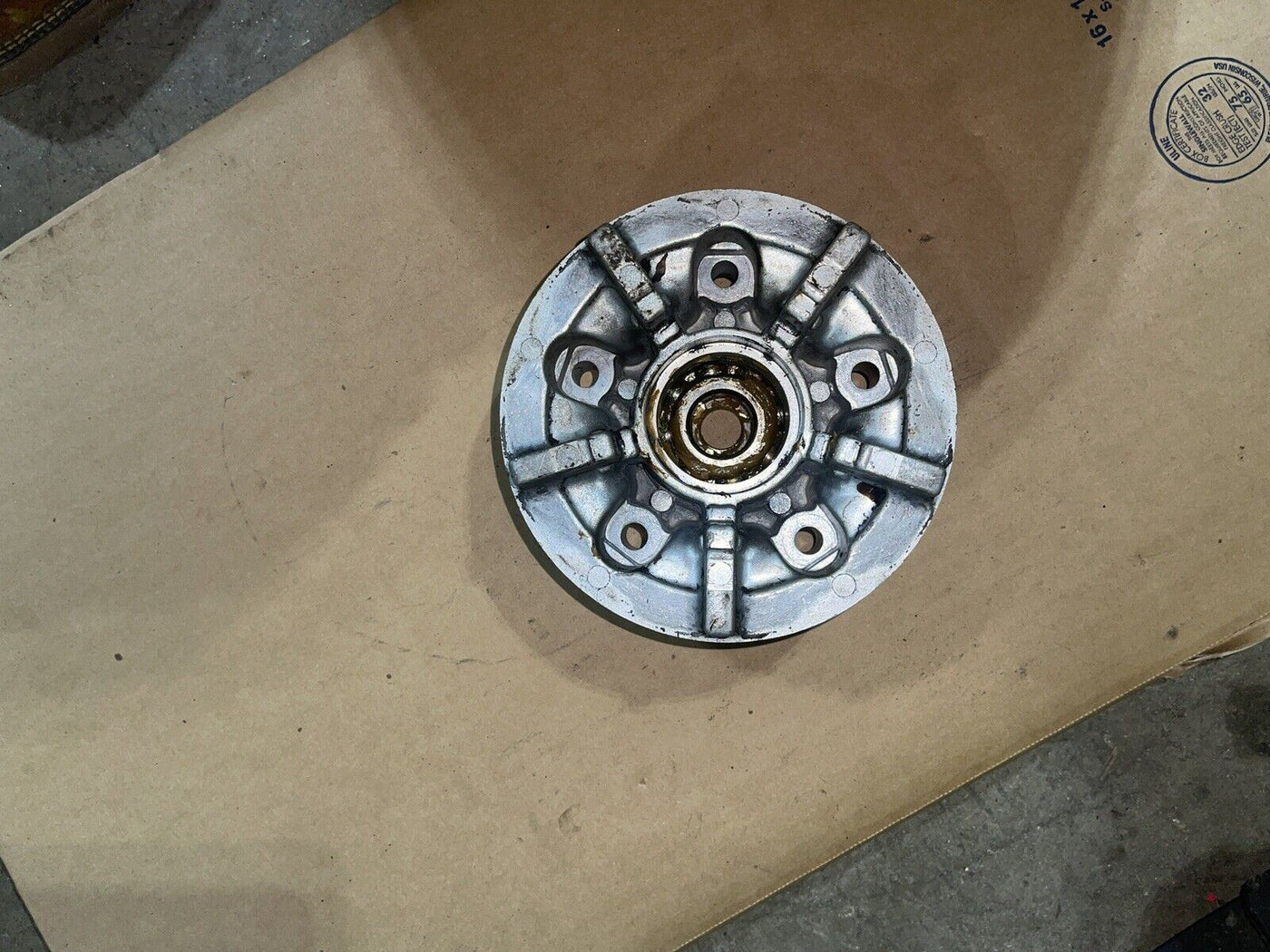 1998 98 SUZUKI KATANA 600 GSX600F REAR WHEEL BACK RIM HUB