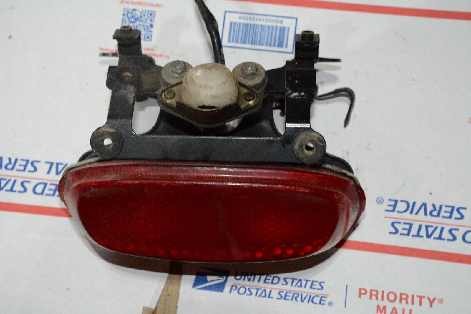 93-02 KAWASAKI NINJA ZX6E ZX600E OEM REAR TAIL TAILLIGHT BACK BRAKE LIGHT