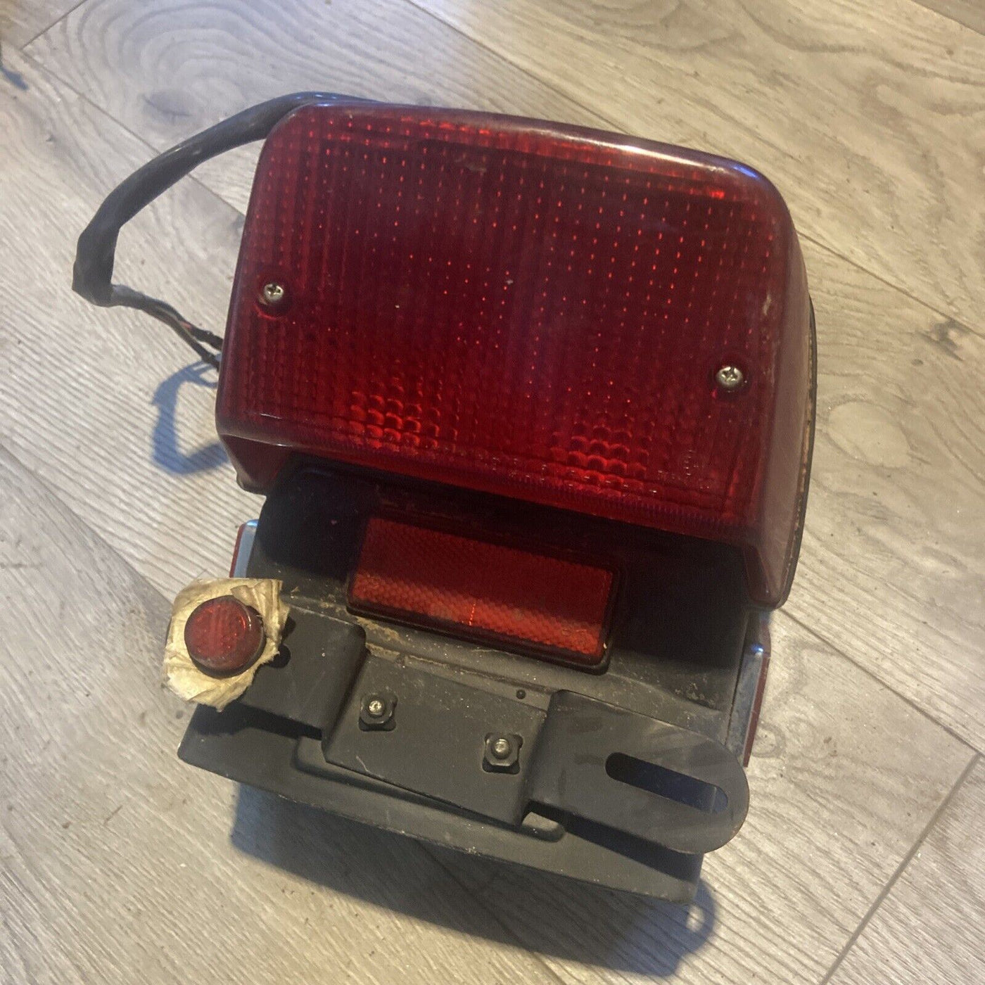 1992 Kawasaki Vulcan 500 EN500A TAILLIGHT REAR TAIL BRAKE LIGHT