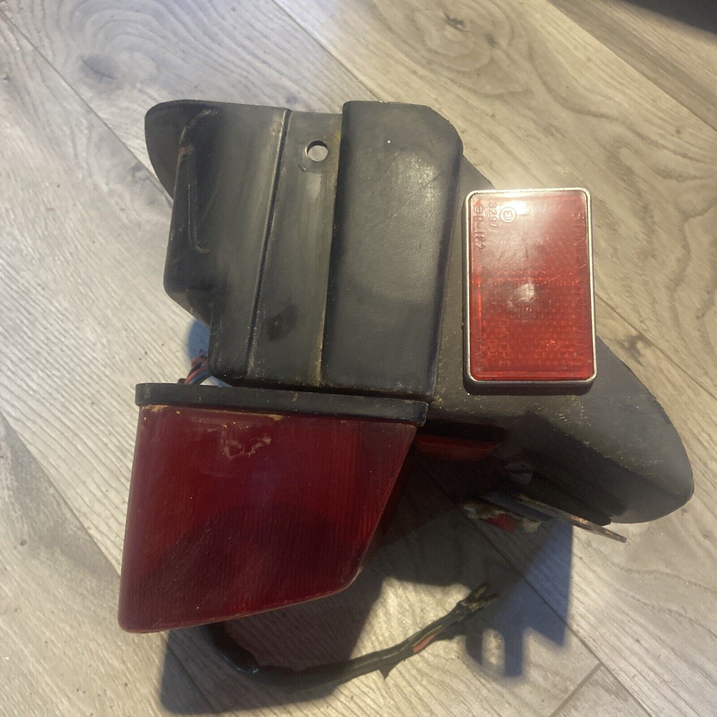 1992 Kawasaki Vulcan 500 EN500A TAILLIGHT REAR TAIL BRAKE LIGHT