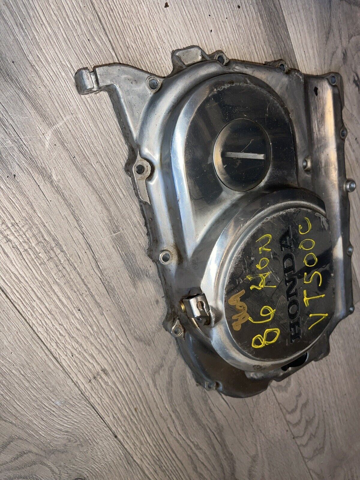 1986 86 HONDA VT500C VT500 VT 500 C SHADOW CLUTCH COVER