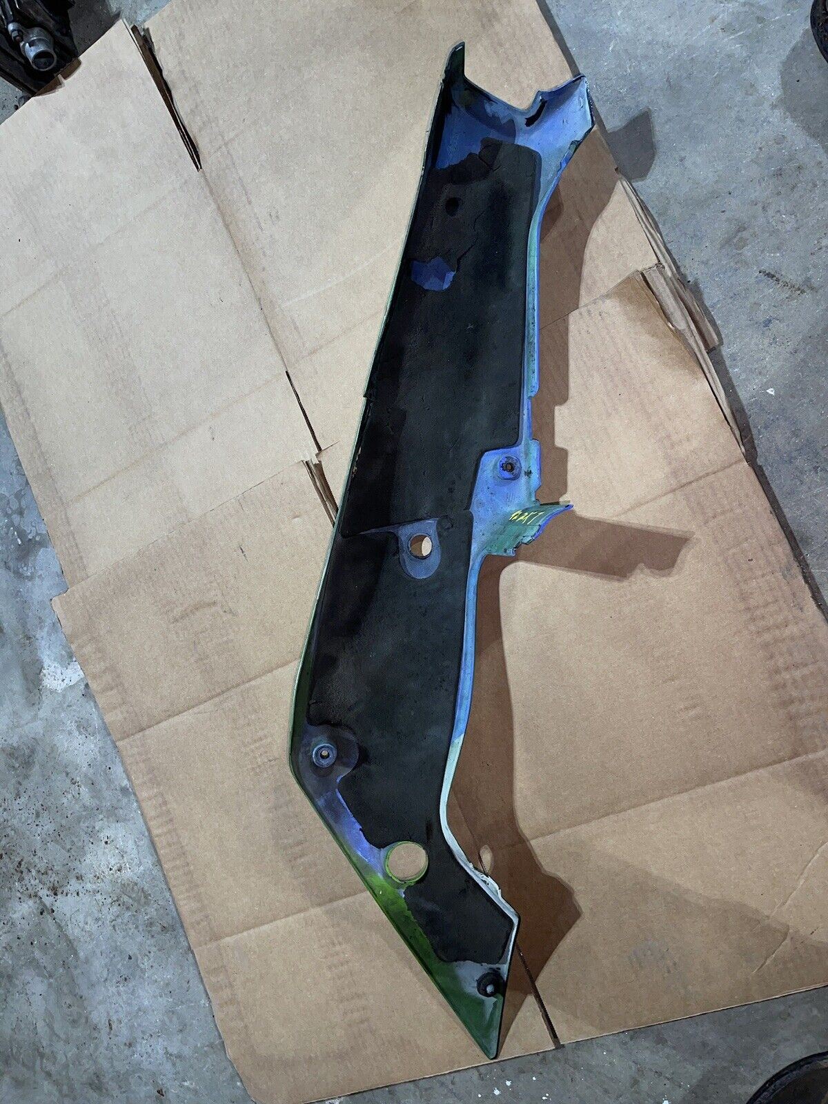 91-92 kawasaki Ninja ZX-7 OEM left rear tail cowl fairing