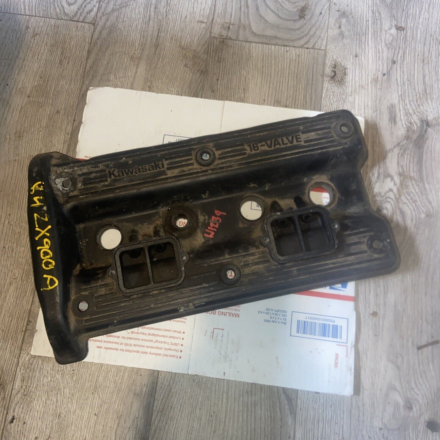 1984 ZX900A 16 Valve Valve Cover