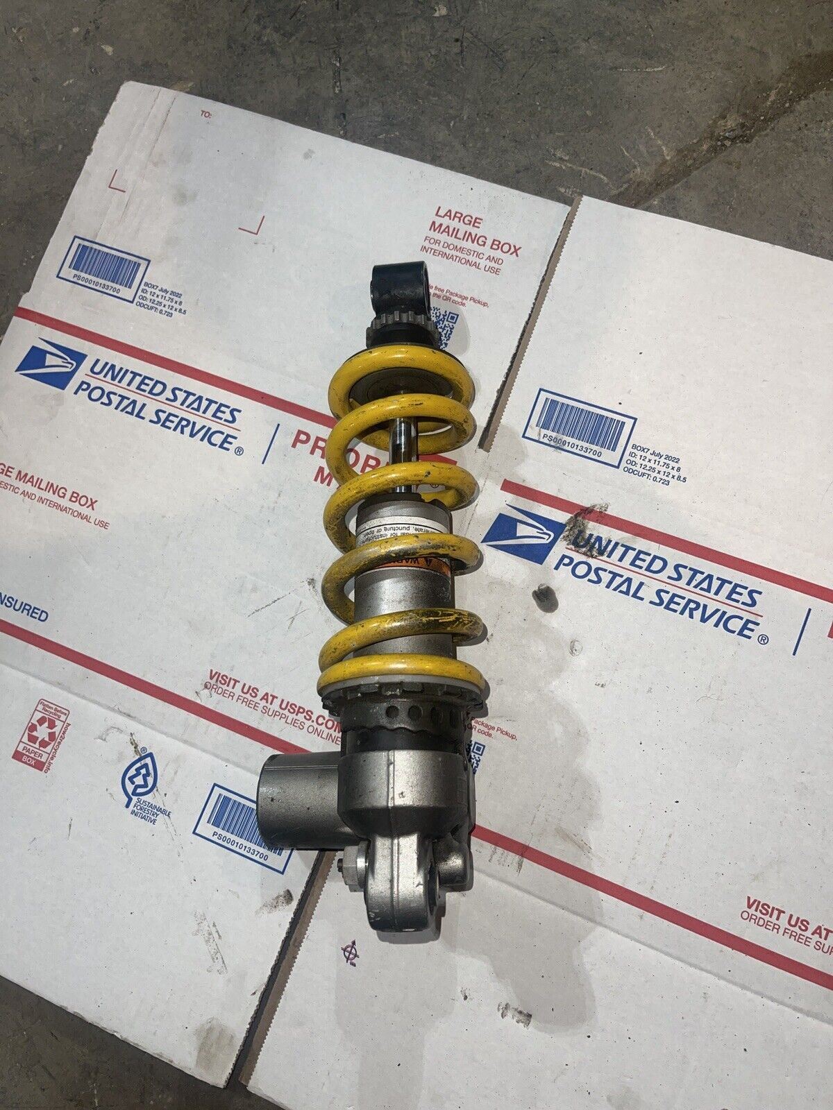 99-00 YZF R6 REAR BACK SHOCK SPRING COIL ABSORBER SUSPENSION