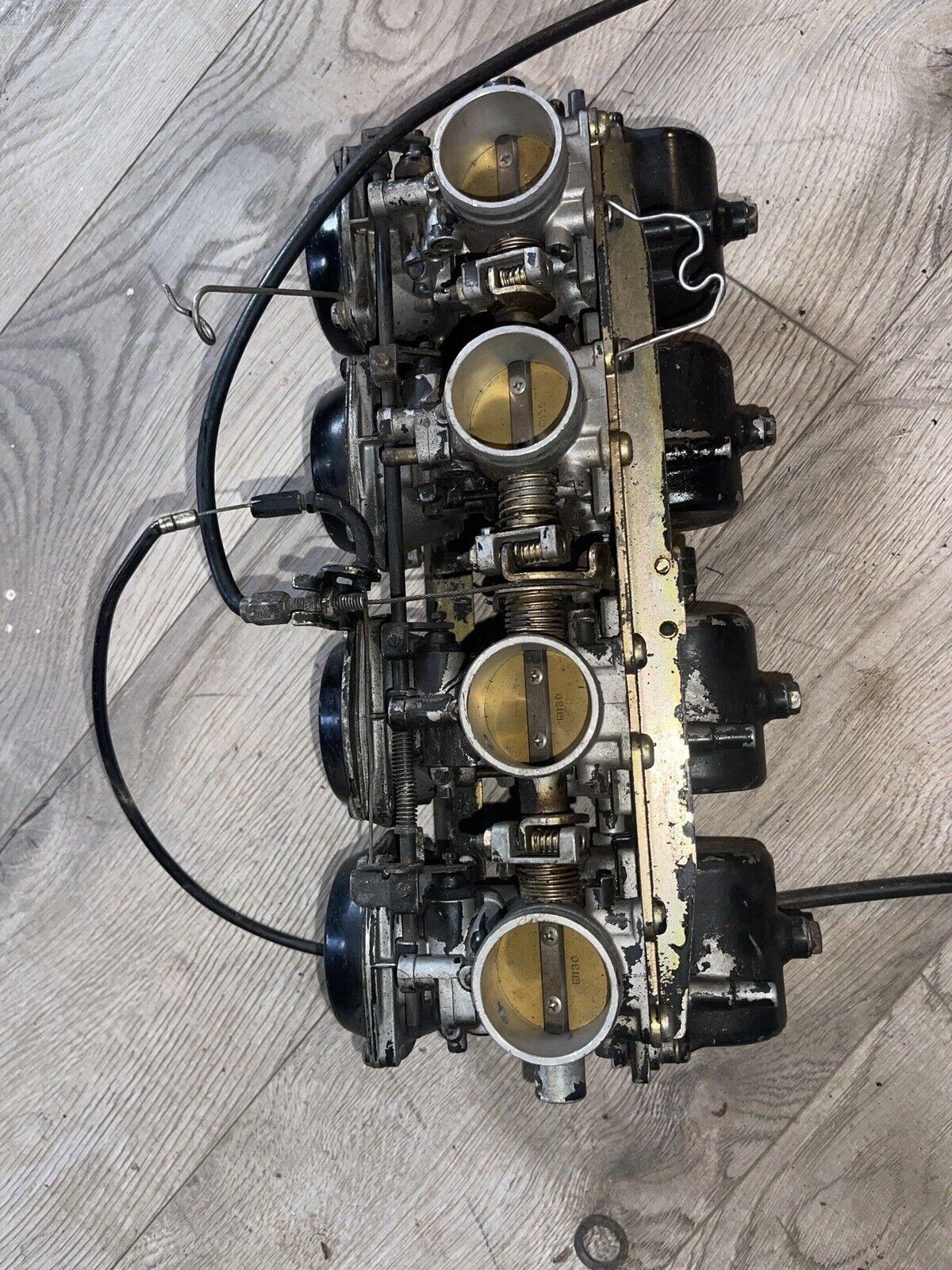 85 Suzuki gs 1150 carburetor