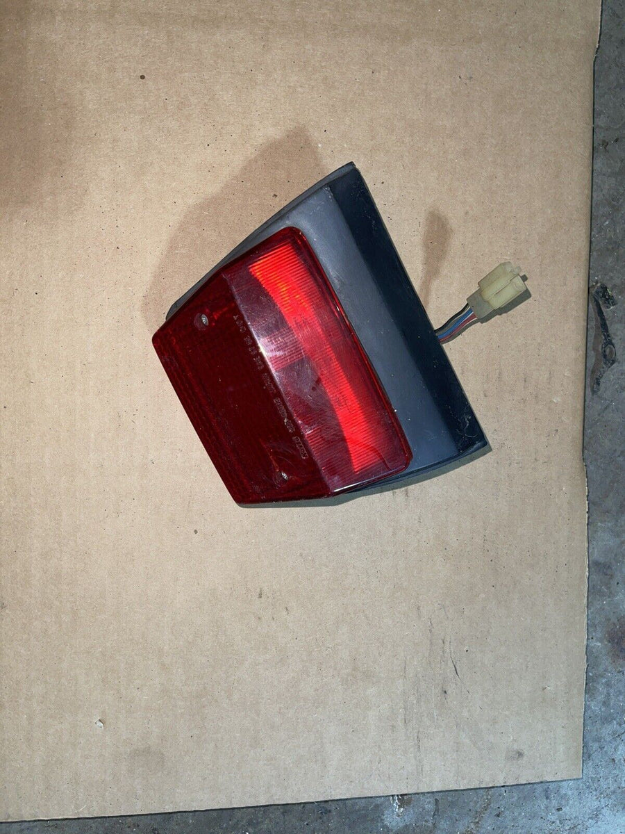 1986-1987 Kawasaki EX250 Ninja 250 Tail Taillight Light Lamp Assembly