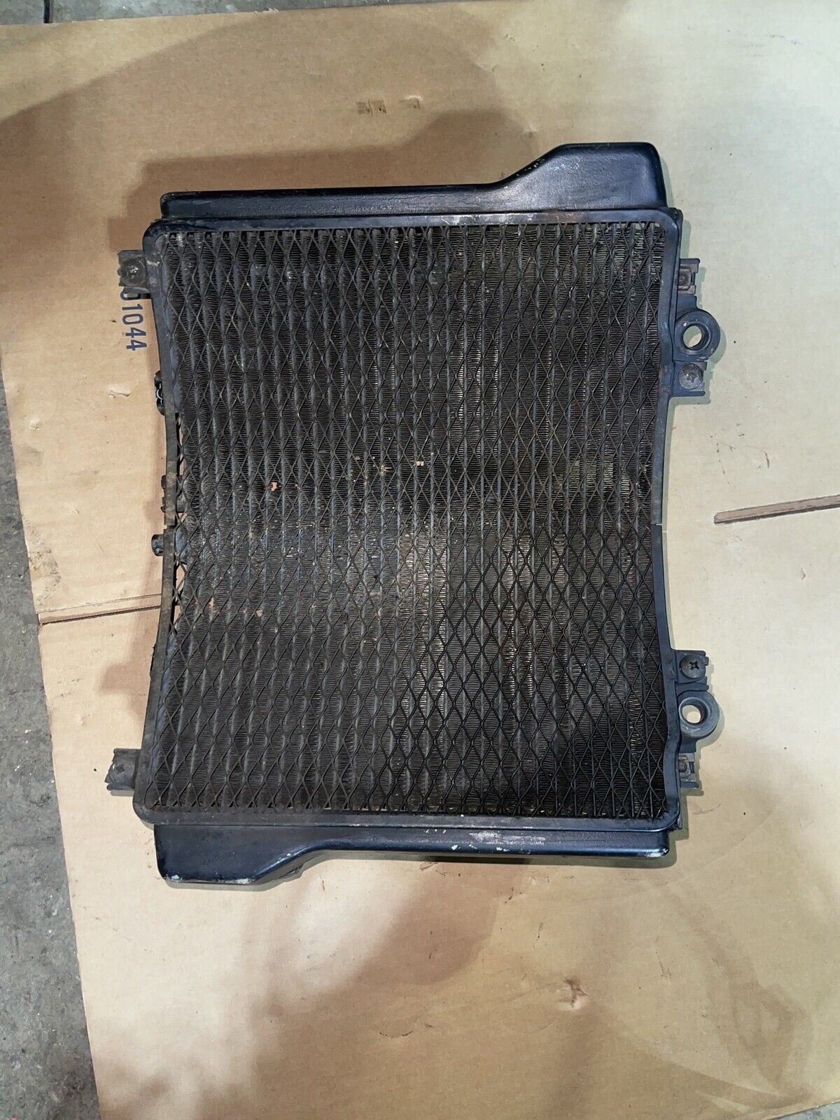 93 - 01 Kawasaki ZX11 OEM Radiator and FAN Ninja 1100 39060-1116