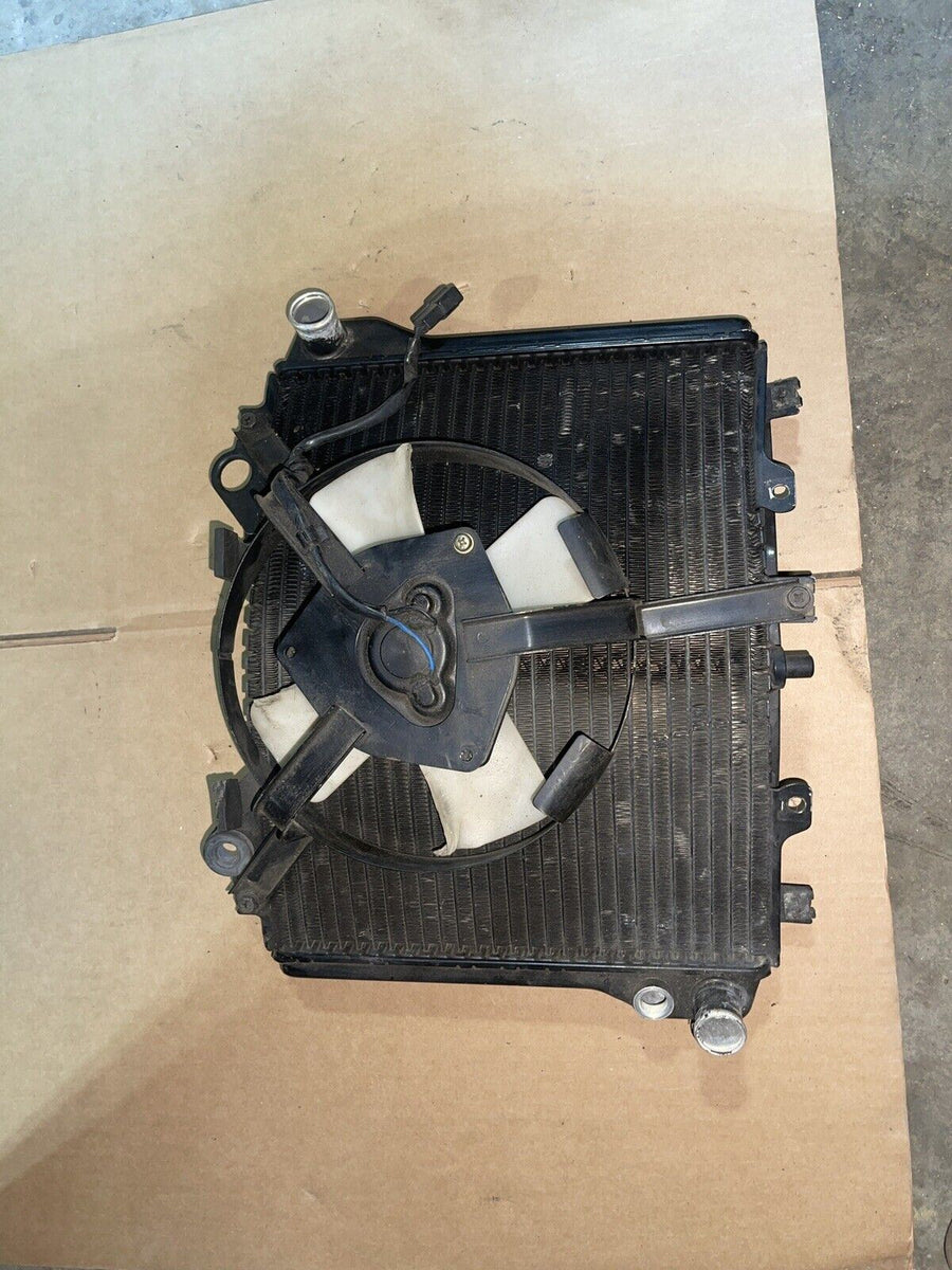 1991 KAWASAKI NINJA ZX11 ZX1100C ENGINE RADIATOR MOTOR COOLER COOLING FAN