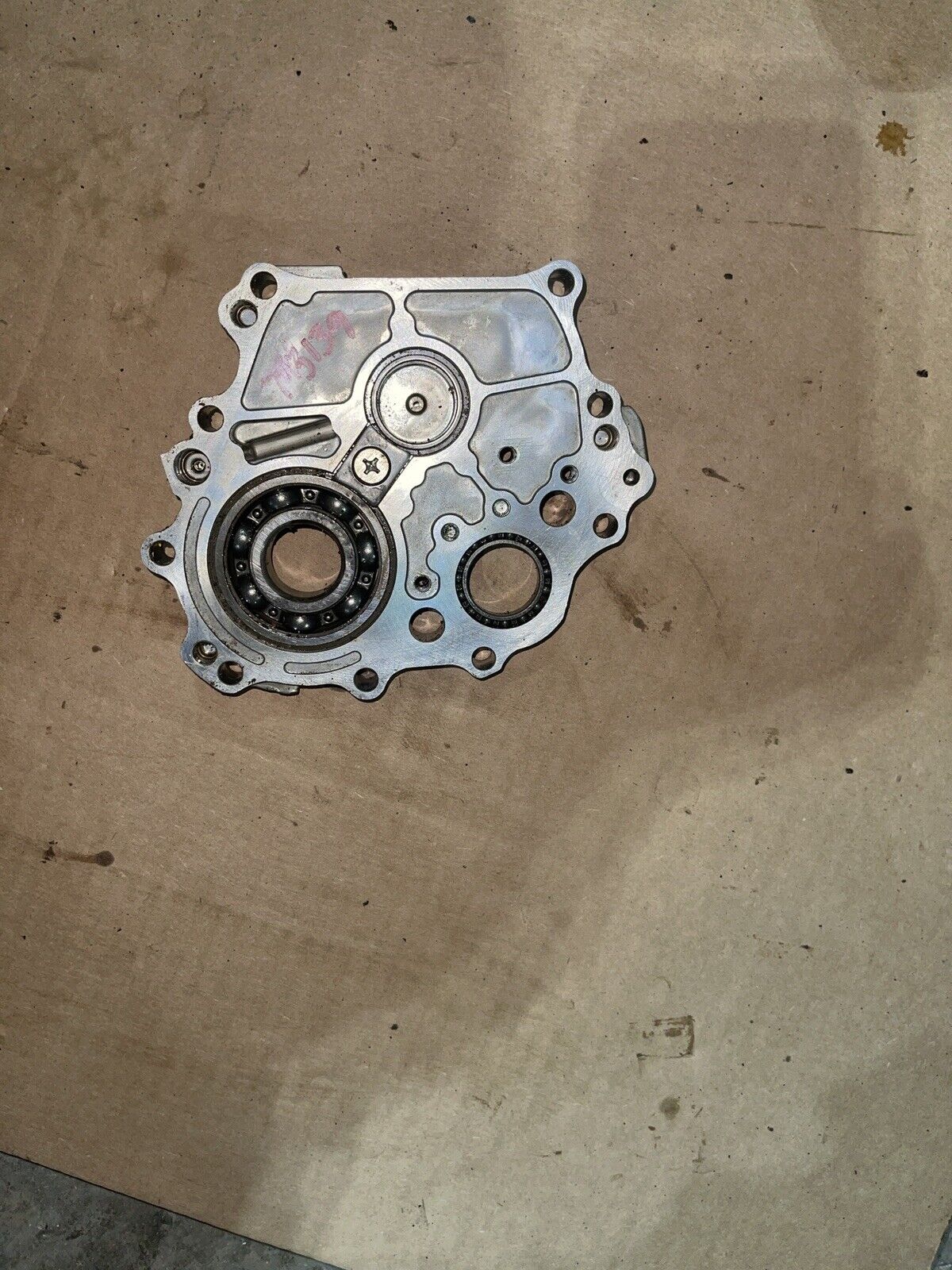 09 10 11 KAWASAKI EX650 650R OEM ENGINE TRANSMISSION COVER